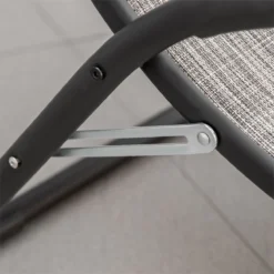 Outsunny Tumbona Plegable De Jardín Con Reposabrazos Reposapiés Respaldo Transpirable Y Marco De Metal Ergonómico Para Terraza Playa Camping 170x62x68 Cm Gris -Tienda Barata Lounge Sol 47a58dedaeeaab5385b86708e1bd3269508764d4 74b835d217a84874a47436fde652a9c0