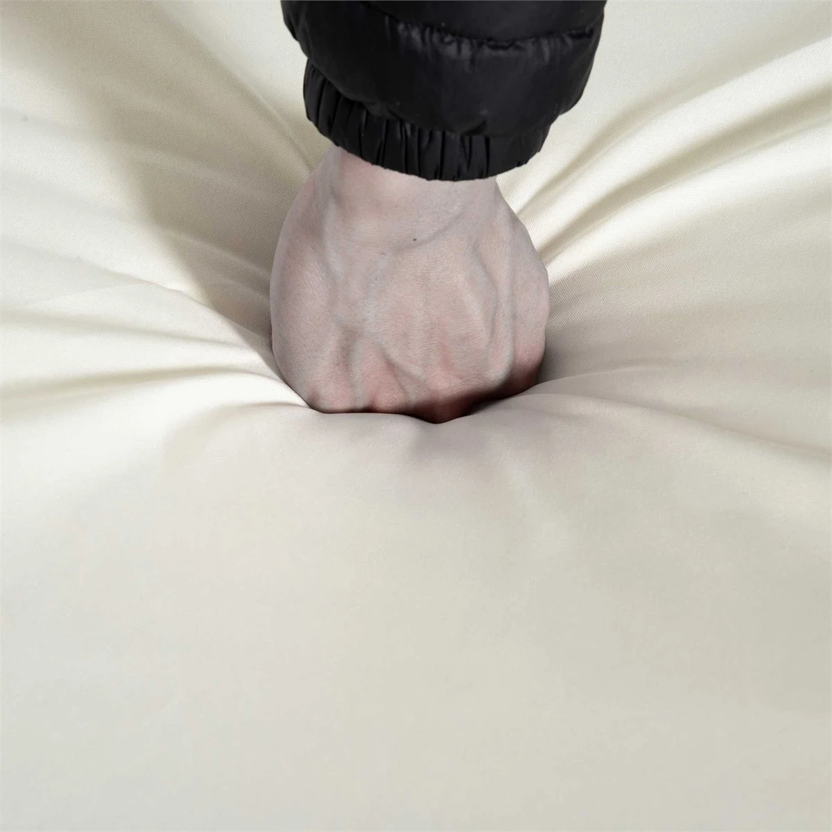 Outsunny Columpio Balancín Jardín De 3 Plazas Convertible En Cama Con Techo Ajustable Cojín Acolchado Y Almohadas Para Balcón Terraza Carga 340 Kg Acero 200x125x170 Cm Crema 9 Outsunny Columpio Balancín Jardín De 3 Plazas Convertible En Cama Con Techo Ajustable Cojín Acolchado Y Almohadas Para Balcón Terraza Carga 340 Kg Acero 200x125x170 Cm Crema - Imagen 7