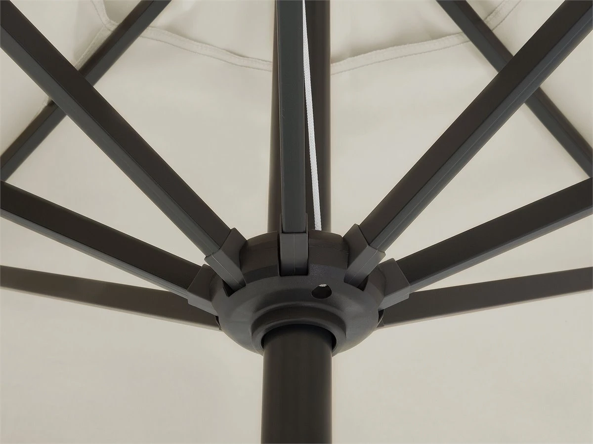 Sombrilla LED De Poliéster Beige Claro 266 Cm RAPALLO 12 Sombrilla LED De Poliéster Beige Claro 266 Cm RAPALLO - Imagen 10